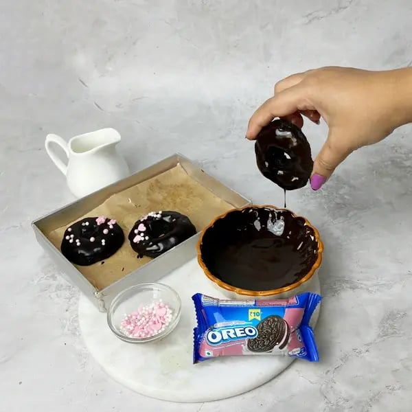 No Bake Oreo Donut - Dipping Donut In Chocolate