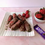 No-Bake Strawberry Chocolate Bars