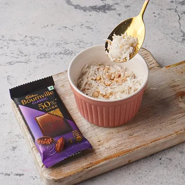 No Flour Chocolate Cookies - Dry coconut