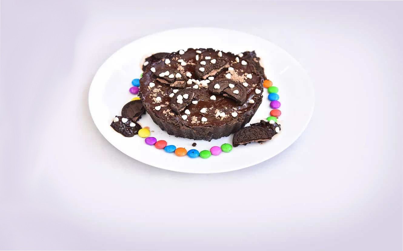 Oeo and  Chocolate Tat (No Bake) Recipe