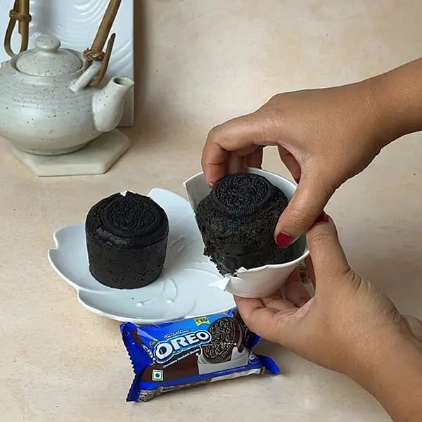 Oreo Bournville Gooey Cup Brownie - Let them cool