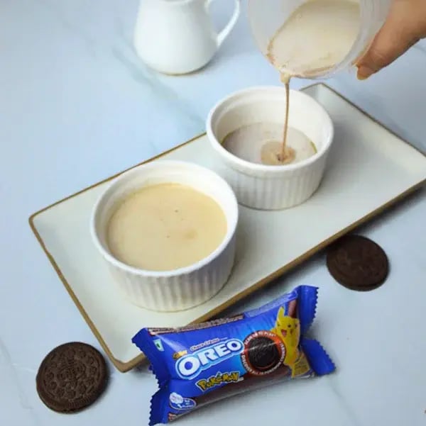 Oreo Caramel Pudding with Pistachio Dust - Caramel pudding should be baked