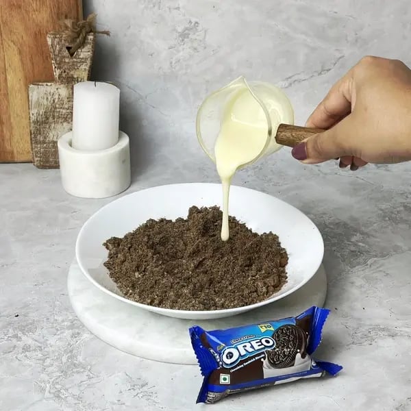 Oreo Cookie Ball - Mixing Cookie Crumbs