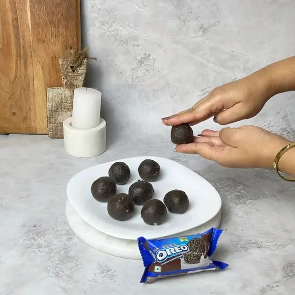 Oreo Cookie Ball - Shaped Cookie Balls Tray