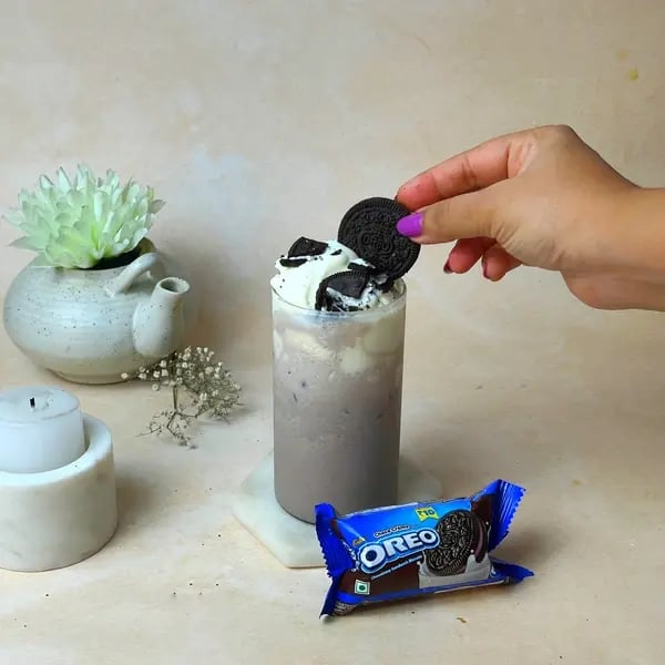 oreo-cookies-and-cream-frappe-img-3193
