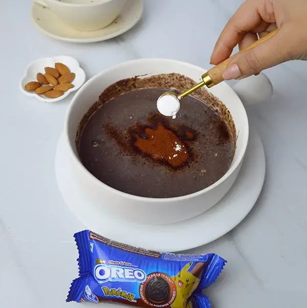 Oreo Crunchy Coffee Cake with Almonds - Add baking powder