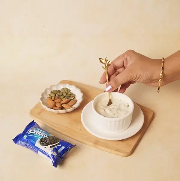 Oreo Dessert For Raksha Bandhan - Stir well to ensure the nuts