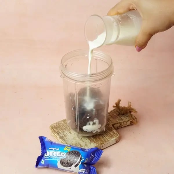 Oreo Dora Pancake-In a blender jar add the broken Oreo cookies