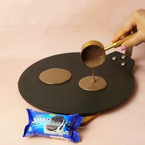 Oreo Dora Pancake-Heat a frying pan over medium flame