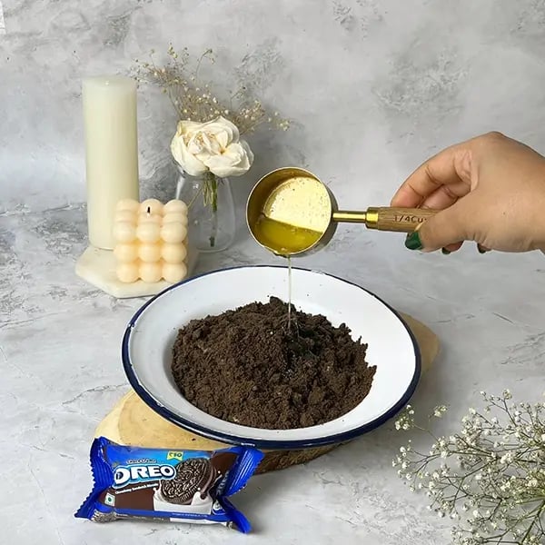 Oreo Heart Bournville Truffles-In a large bowl