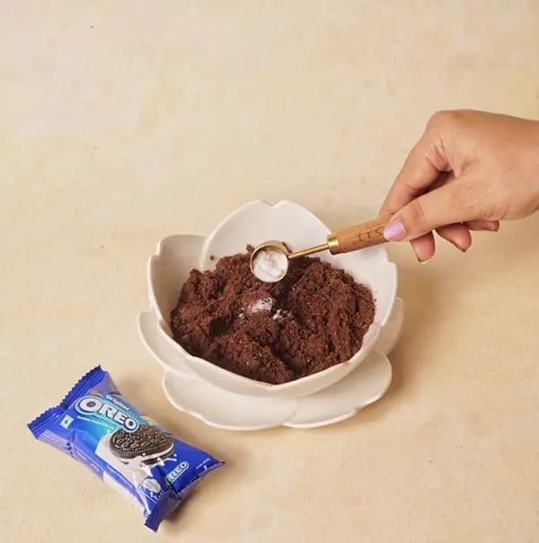 Oreo Lunch Box Cake For Friendship Day - Stir in baking soda to help the cake rise
