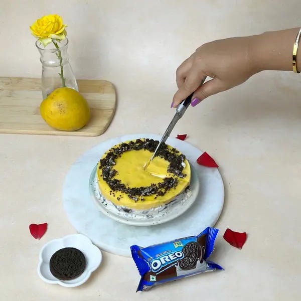Oreo Mango Icecream Cake - Cake Slices Served