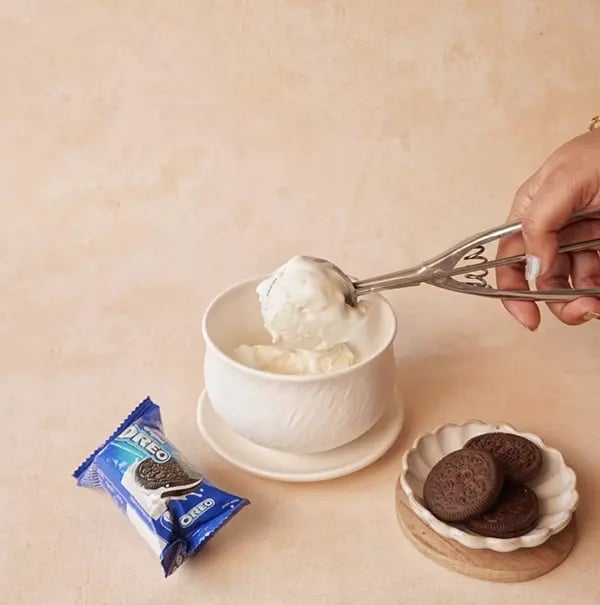 OREO McFlurry-In a separate bowl