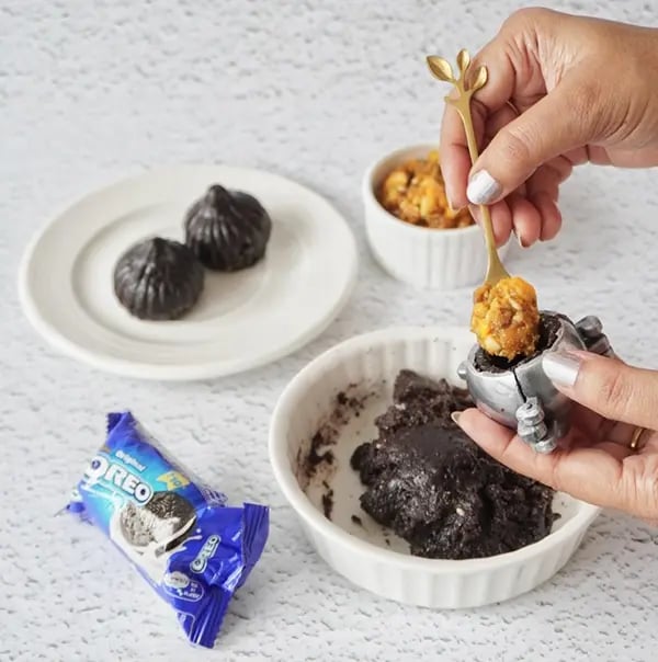 Oreo Modak with Mango &amp; Cashew Nuts Filling - Small amount of the mango-nut filling