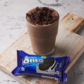 oreo-mud-milkshake-feature