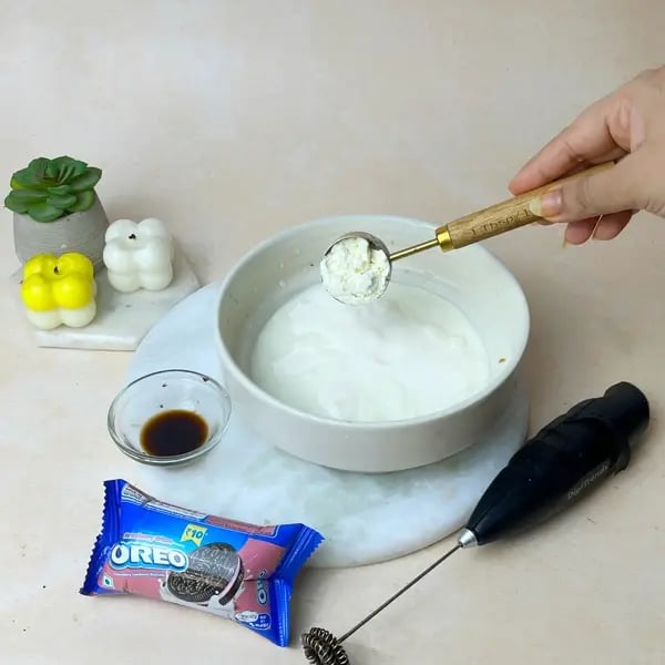 Oreo Nobake Tiramisu - Beating Cream Mixture