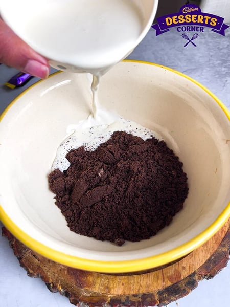 Oreo Pops Recipe - Mixing Oreo Mixture