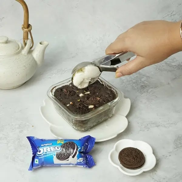 Oreo quick 4 ingredients brownie-Allow it to cool slightly