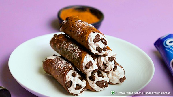 Easy No-Bake Oreo Roll Recipe - Icing Sugar Sprinkled