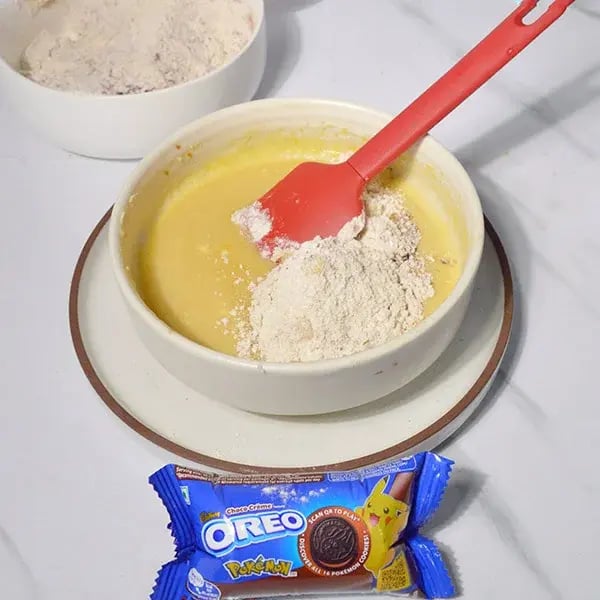 Oreo Stuffed Moist Bundt Cake - Add the dry ingredients