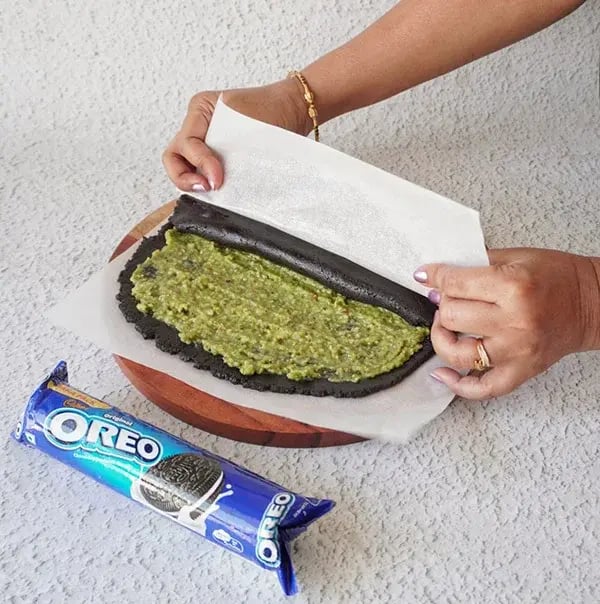 Oreo Sushi - Refrigerate