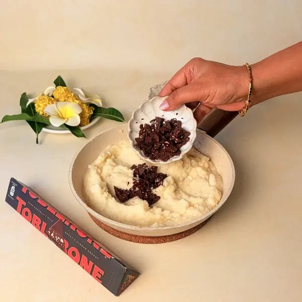 Rawa Kesari With Cadbury Toblerone For Onam - Melting Toblerone Into Kesari