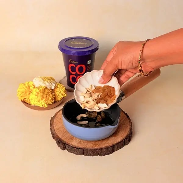 Rice Payasam With Cadbury Cocoa Powder For Onam - Frying Cashews Raisins