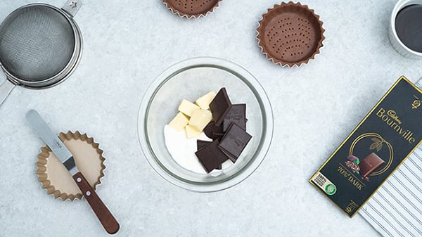 Rich Chocolate Tart Recipe - Melting Chocolate Bowl