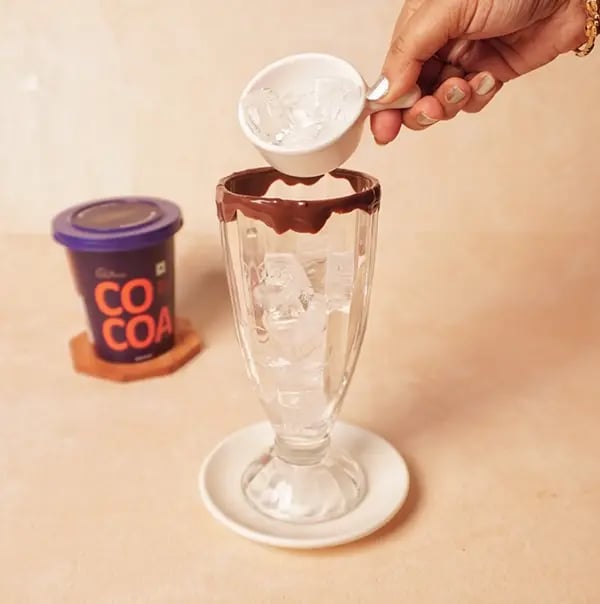 Rooh Afza Chocolate Milk Sharbat-Add a few ice cubes