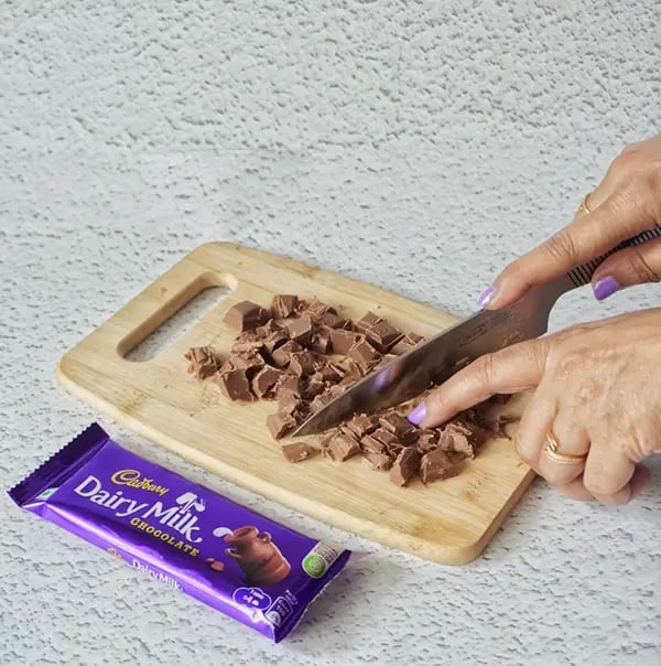 Sabudana Kheer Festive Dessert with Pistachios and Dairy Milk Chocolate Crunch- Chop the Cadbury Dairy Milk chocolate