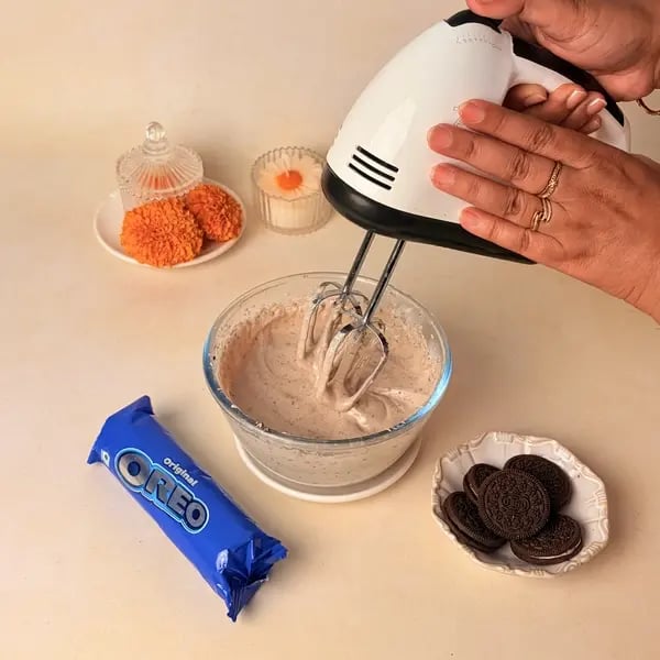 Sabudana Kheer Tiramisu Cups: A Navratri Dessert With An Oreo Twist - Whipped Cream Mixture