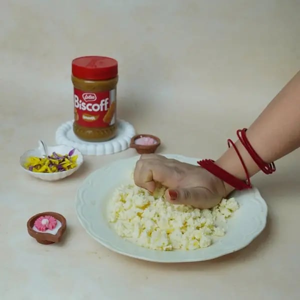 Sandesh Recipe With Biscoff-Stuffed Jolbhora: A Bengali Sweet With A Modern Twist - Kneading Chena Vigorously