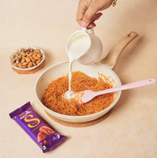 Seviyan Kheer with Cadbury Dairy Milk Silk -Pour in the milk