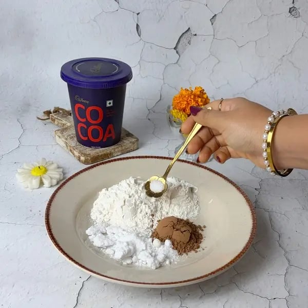 Shankarpali Recipe With Cocoa: Make These Crispy Chocolatey Bites For Diwali - Mixing Dry Ingredients