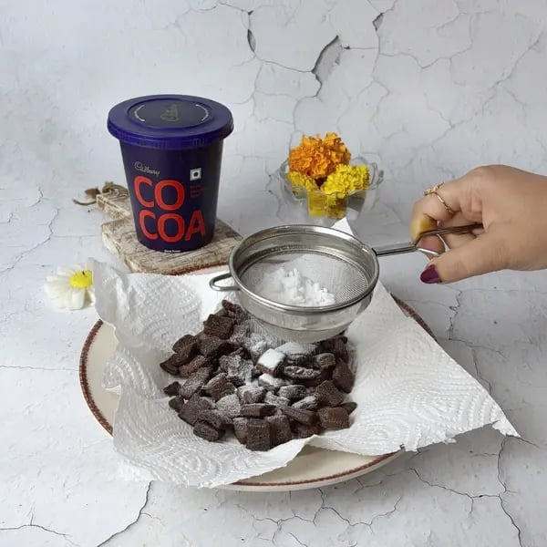 Shankarpali Recipe With Cocoa: Make These Crispy Chocolatey Bites For Diwali - Draining Shankarpali Bites