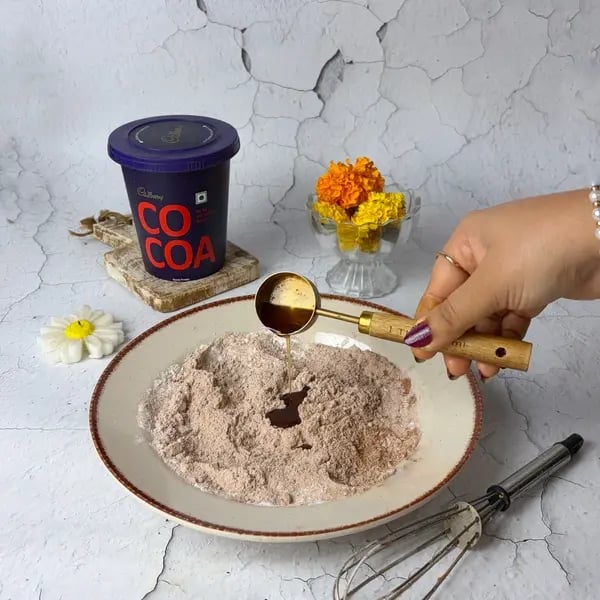 Shankarpali Recipe With Cocoa: Make These Crispy Chocolatey Bites For Diwali - Pouring Ghee Mixture