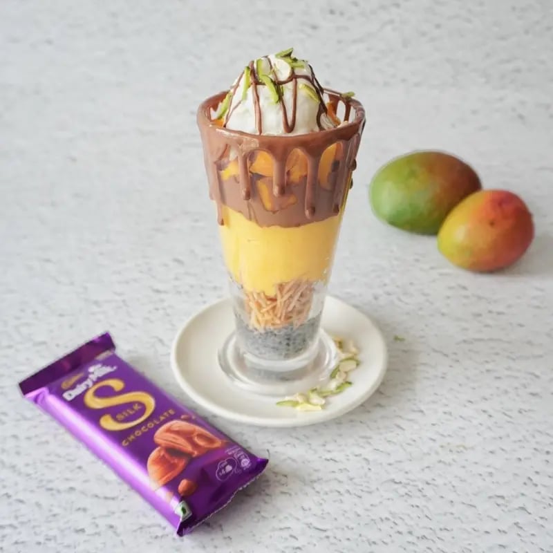Silk Chocolate Mango Falooda with Saja Seeds Recipe