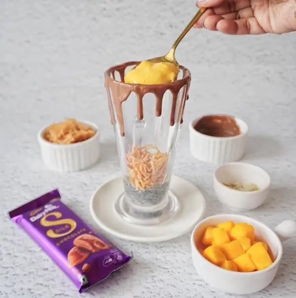 Silk Chocolate Mango Falooda with Sabja Seeds-For the third vibrant layer