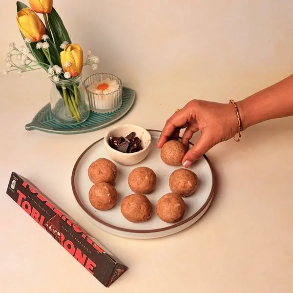 Singhare Ka Halwa Truffles: A Vrat-Friendly Navratri Sweet With A Toblerone Chocolate Center - Finished Truffles Plate