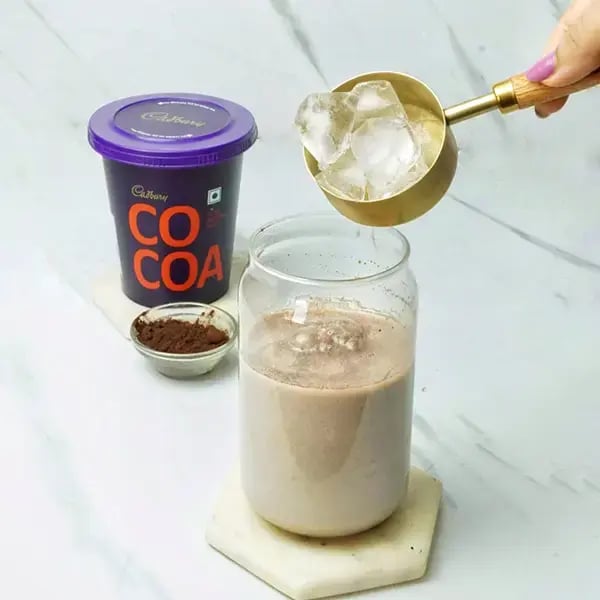 Spanish Cocoa Iced Latte - Add a few ice cubes