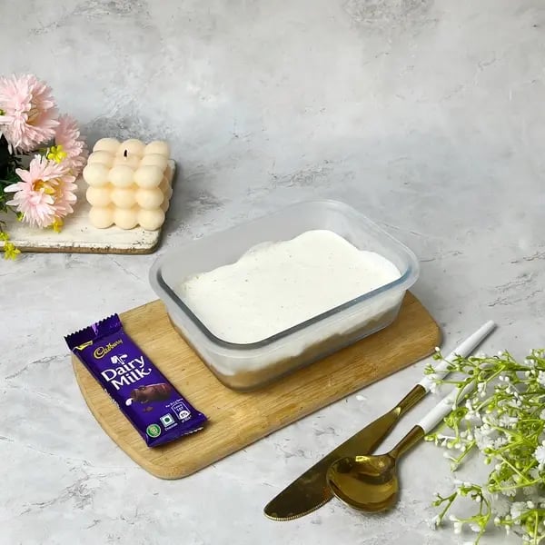 The Ultimate Vanilla Cinnamon Dairymilk Cheesecake - Smoothing Cheesecake Filling