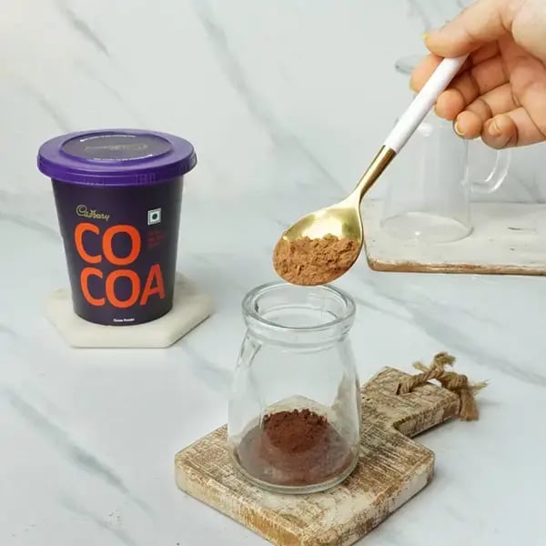 Tiramisu Cold Cocoa Drink - Mix coffee and cocoa powder