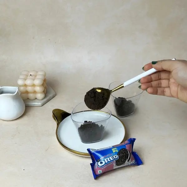 Triple-Layered Chocolate Oreo Base Mousse - Pressing Cookie Base
