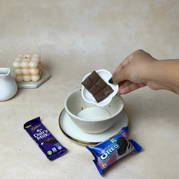 Triple-Layered Chocolate Oreo Base Mousse - Mixing Chocolate Cream