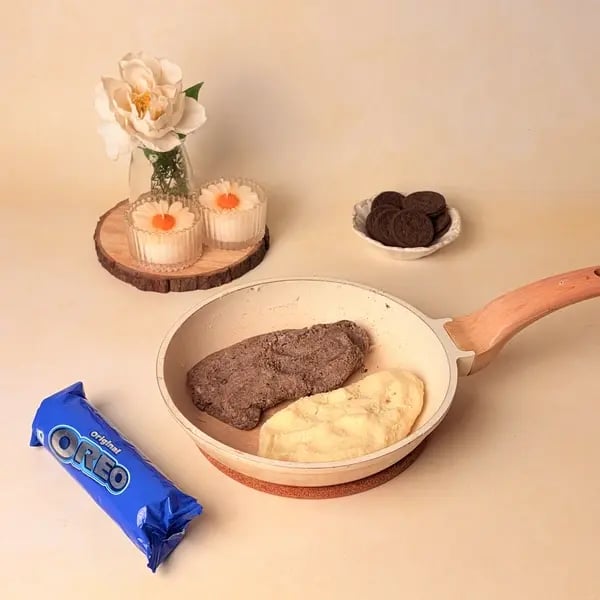 Two-In-One Malai Laddu With Oreo Twist For Navratri - Mixing Oreo Malai