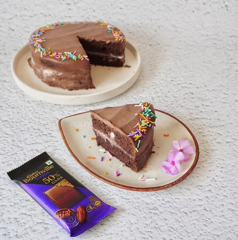 Vanilla ice ceam Cake with Bounville Layes Recipe