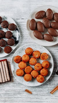 Holi desserts with chocolate