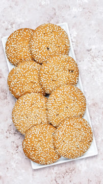 A Crunchy Treat For Yaosang: Easy Sesame Seed Cookie Recipe