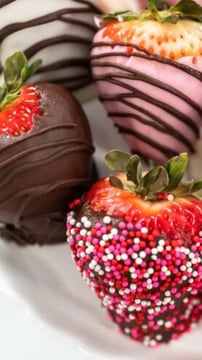 Chocolate-Dipped Strawberries: Unique Flavors To Try For Your Next Party