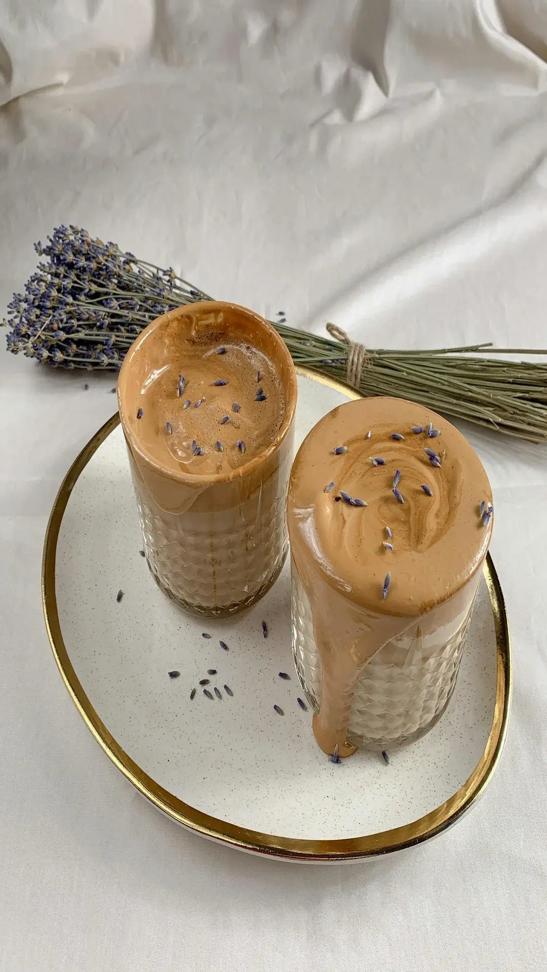 Dark Chocolate And Mint: The Perfect Flavor Pairing For Your Drinks
